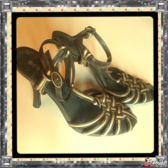 Shoes Brown & Gold closed toed Heels sz 7 1/2 - Picture 8 of 8